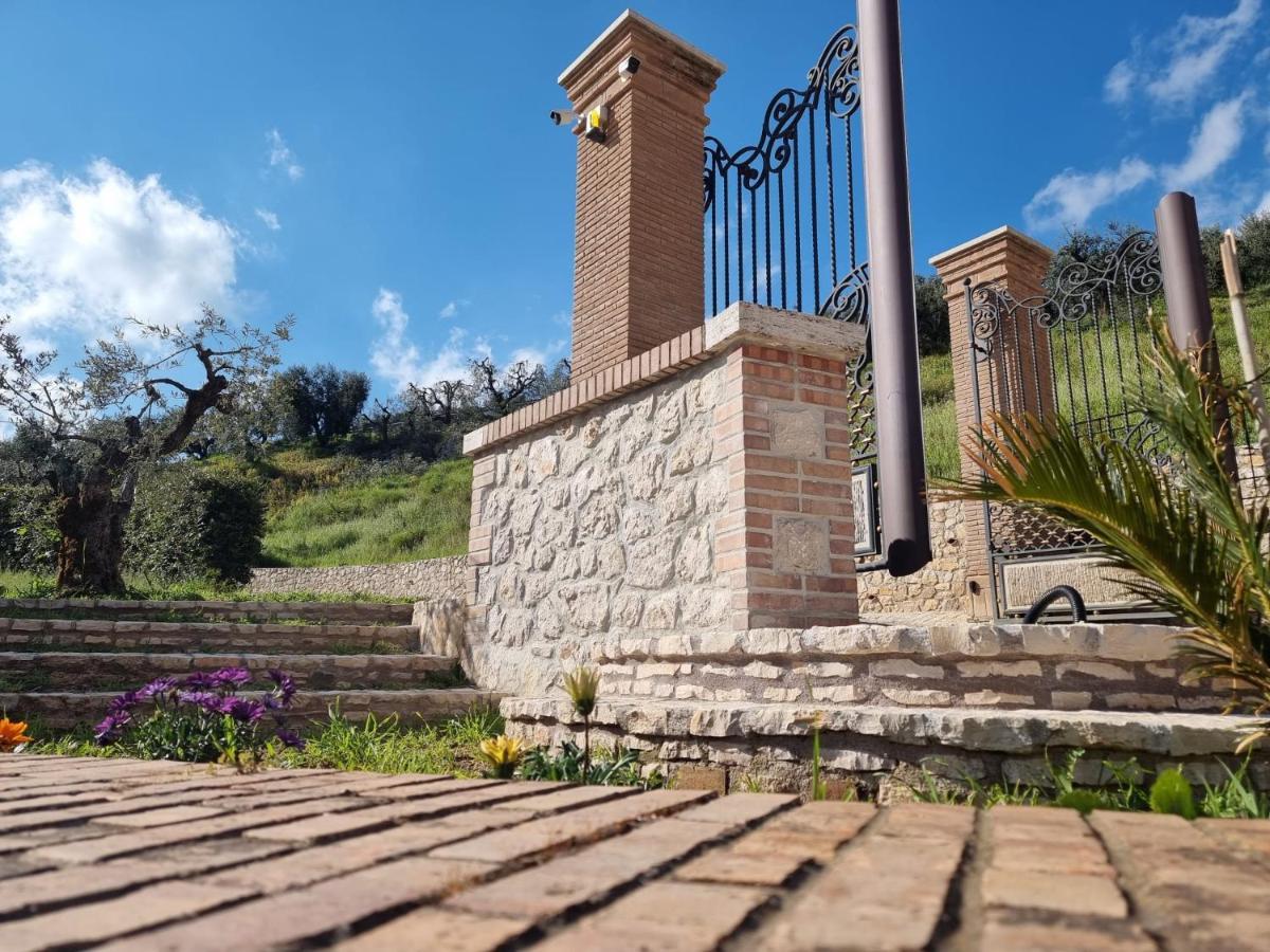 Casale Dei Priori Bed & Breakfast Rocca Massima Luaran gambar