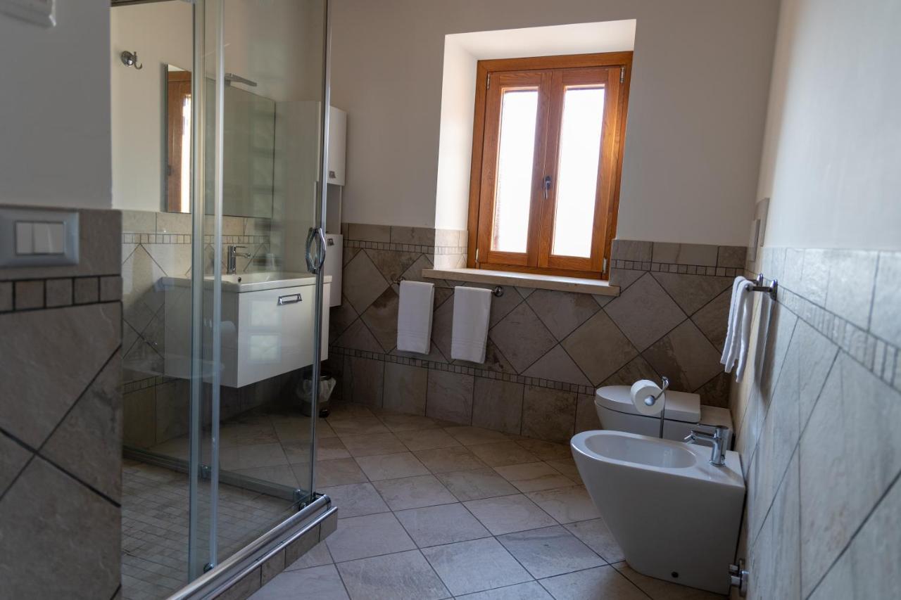 Casale Dei Priori Bed & Breakfast Rocca Massima Luaran gambar